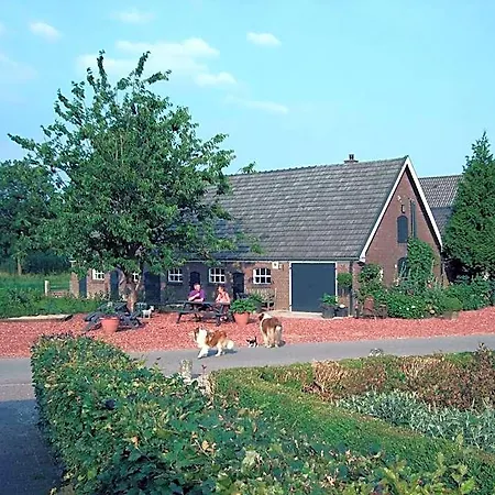 De Priesnitzhoeve 3*