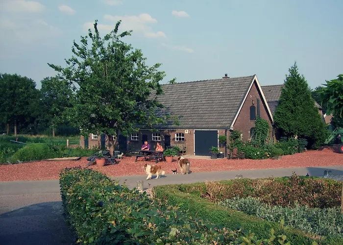 Bed & Breakfast De Priesnitzhoeve 3*